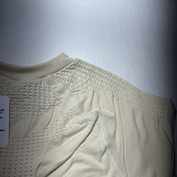 SEFI Women's Size S Crew neck long sleeve top Cream Tight Waffle Shirt MSRP $75 - Picture 9 of 9